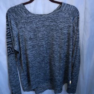 VS Pink long sleeve top!